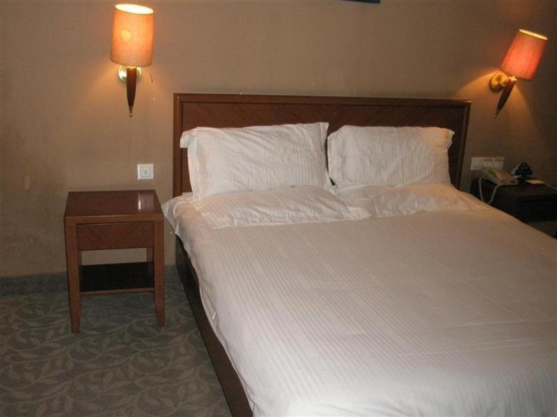 Greentree Inn Dongguan Houjie Business Hotel Quarto foto